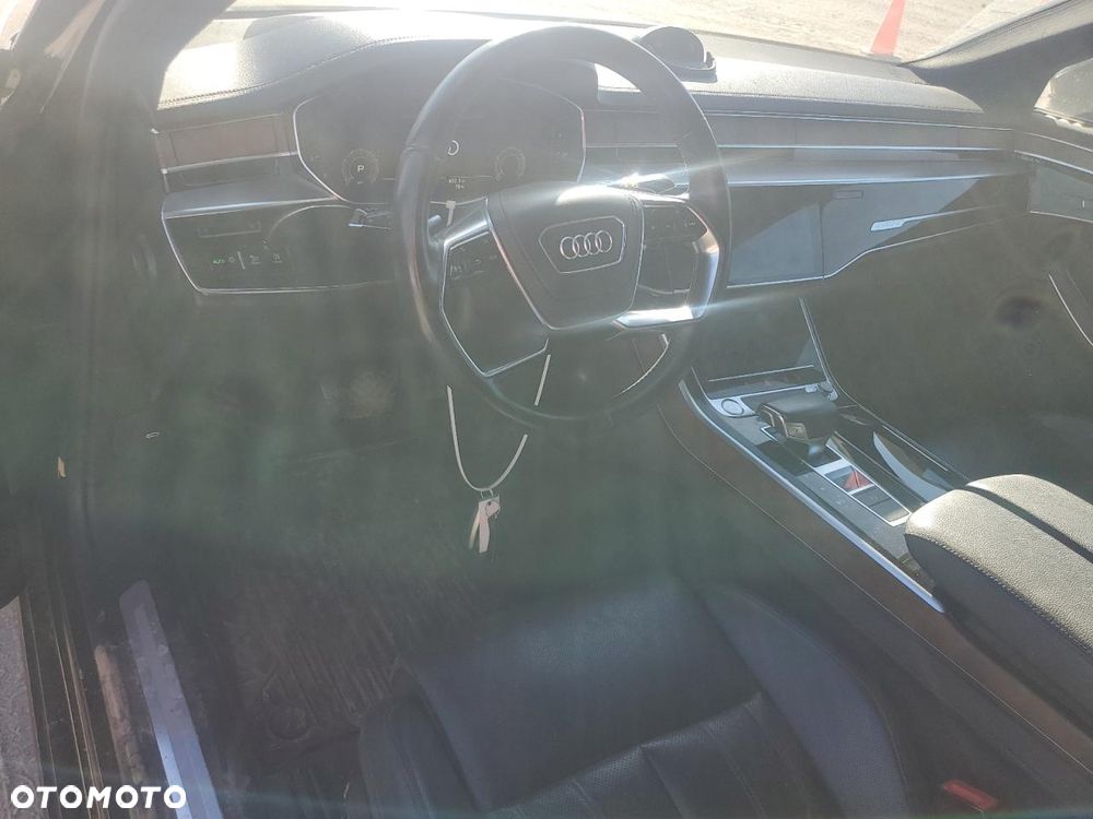 Audi A8 - 9