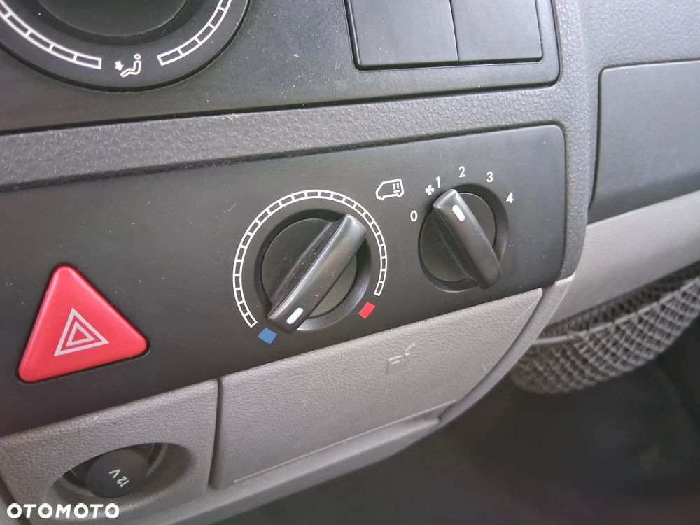 Volkswagen Transporter L2 - 15