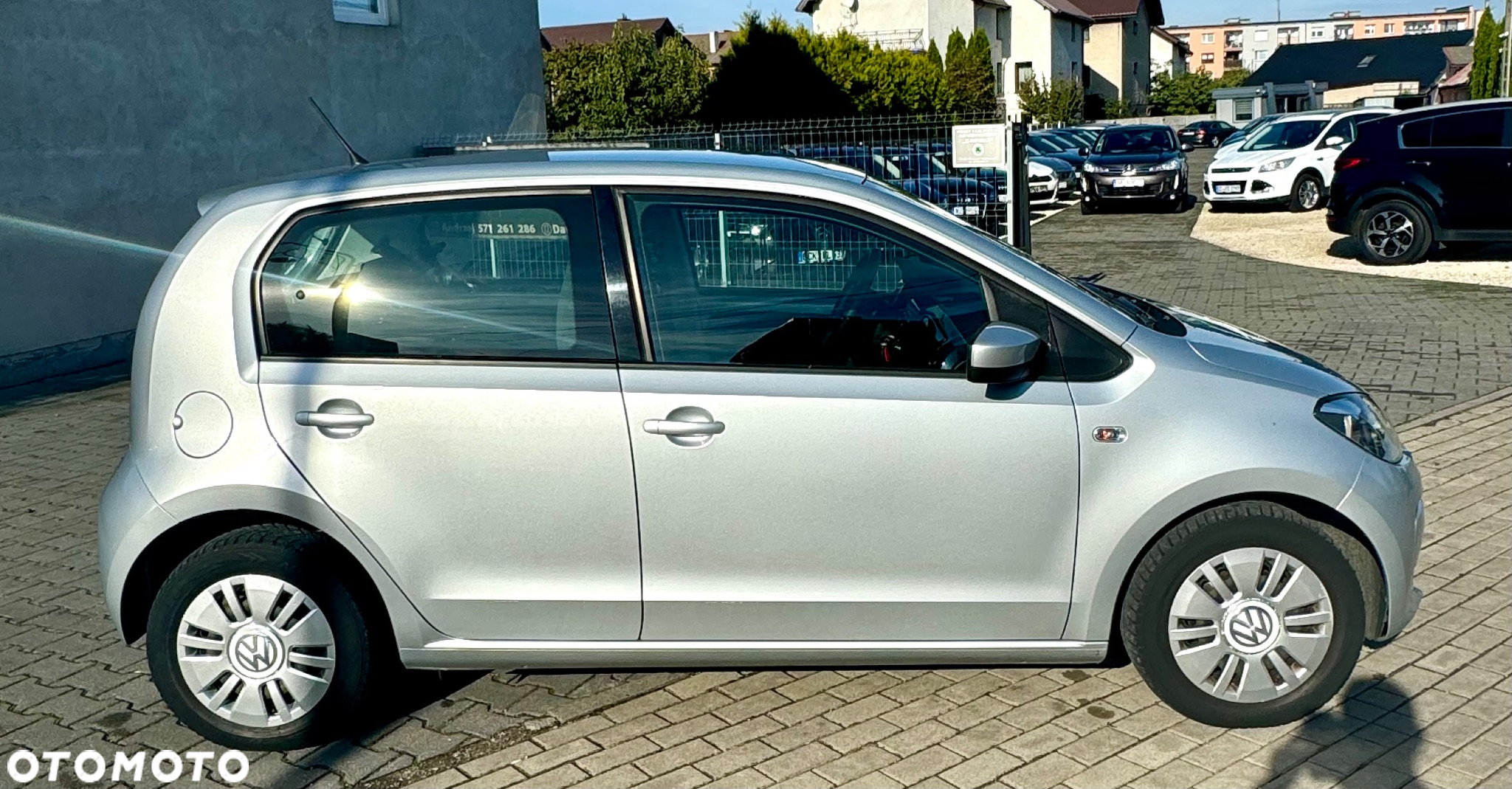 Volkswagen up! 1.0 beats - 6