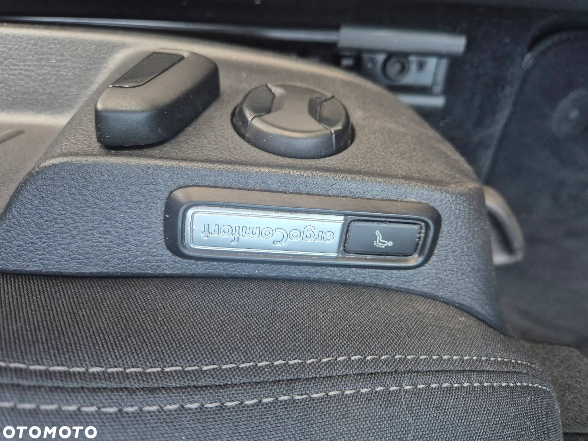 Volkswagen Passat 2.0 TDI BMT Comfortline - 22