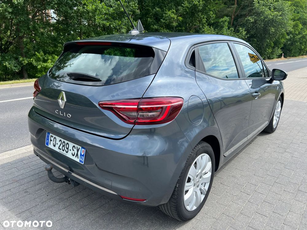 Renault Clio - 6