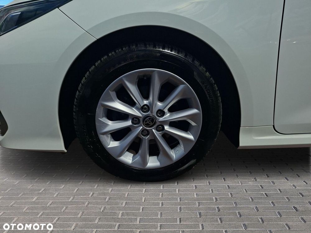 Toyota Corolla - 28