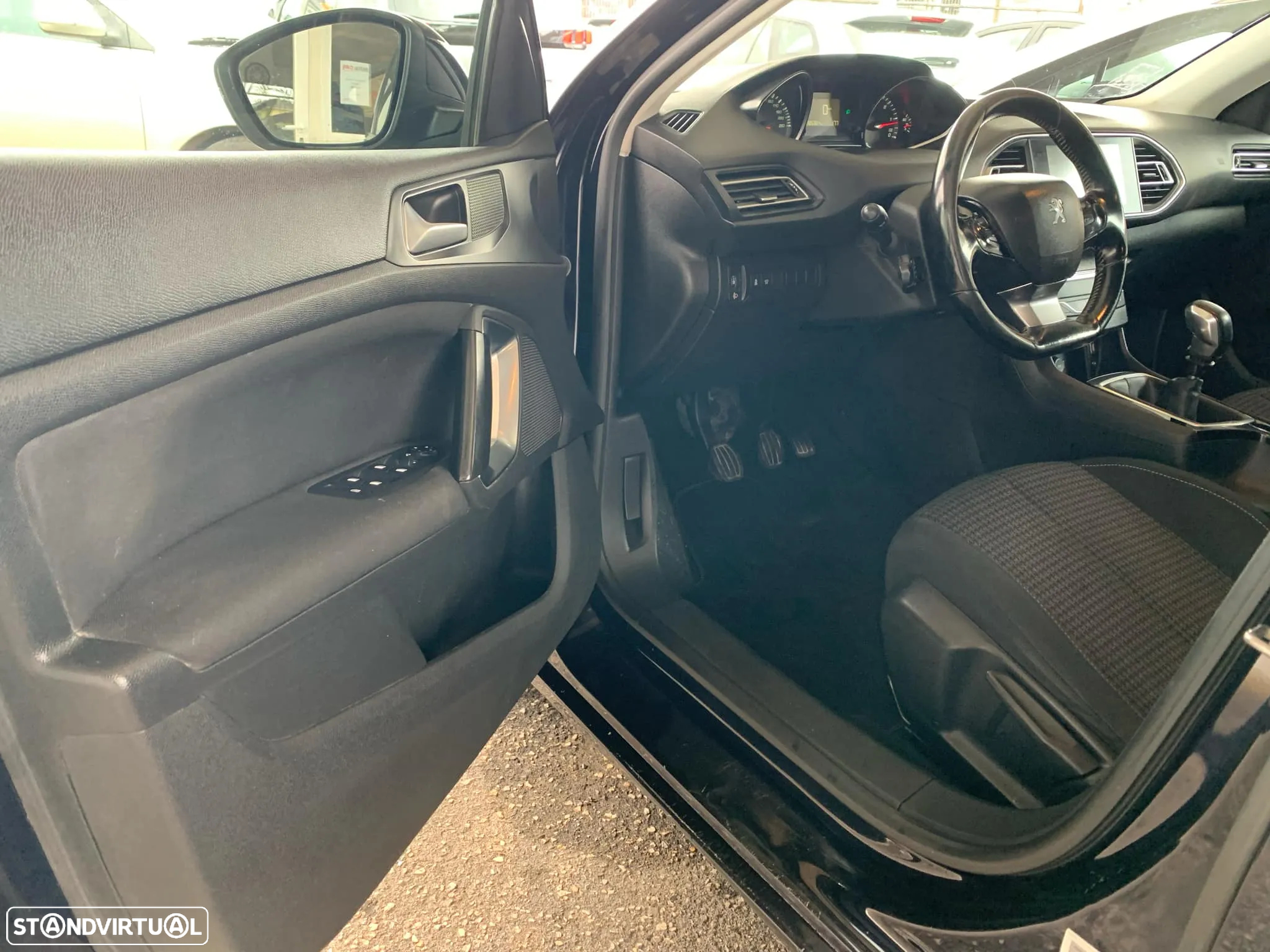 Peugeot 308 SW 1.6 BlueHDi Style - 9
