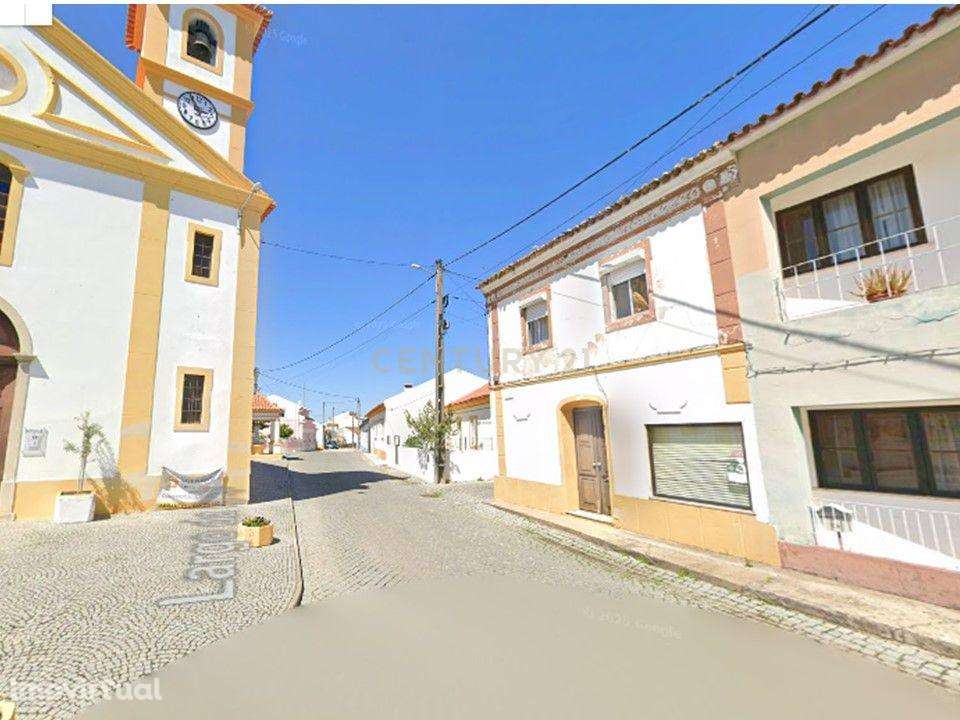 Moradia com loja e terreno amplo na vila do Pego – Arrendado com contr - Grande imagem: 3/10