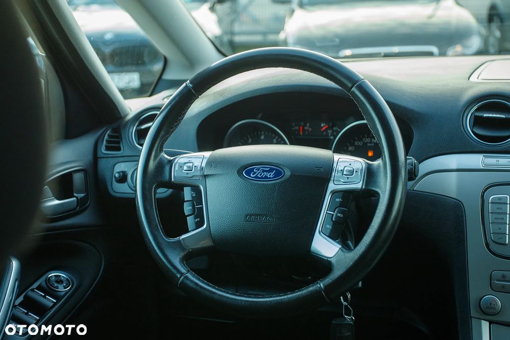 Ford S-Max 2.0 FF Titanium - 26