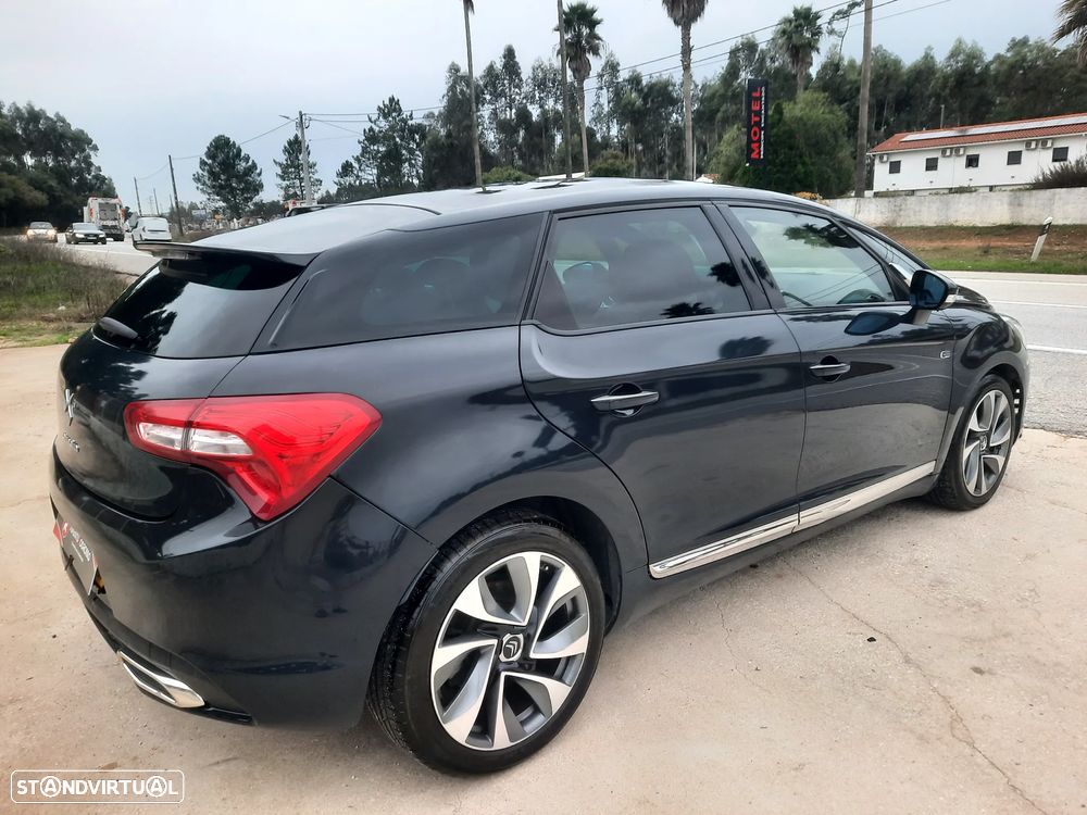 Citroën DS5 2.0 HDi Hy4 So Chic CMP6 88g - 14