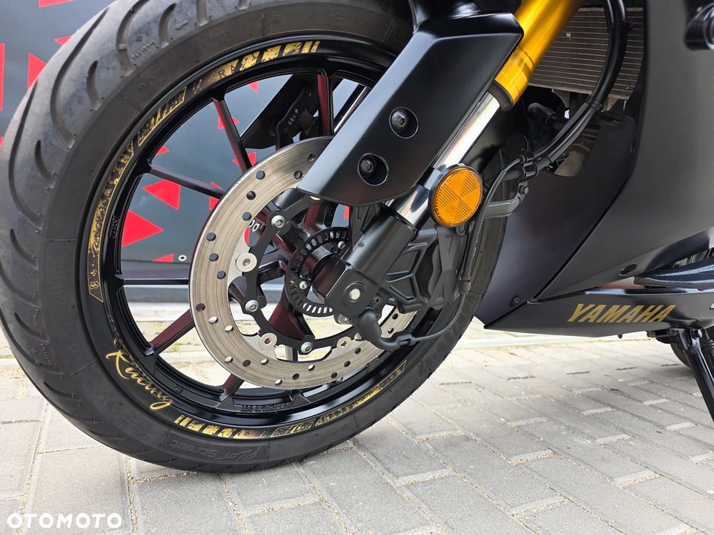 Yamaha YZF - 14