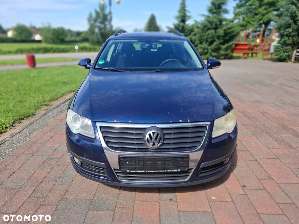 Volkswagen Passat 2.0 TDI DPF BlueMotion Technology Comfortline - 2