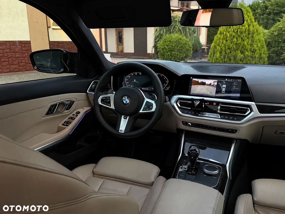 BMW Seria 3 330i - 15