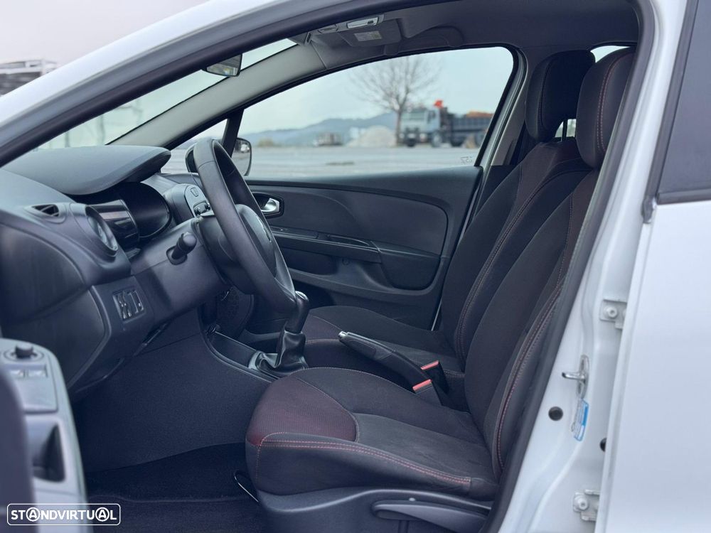 Renault Clio 1.5 dCi Zen - 12