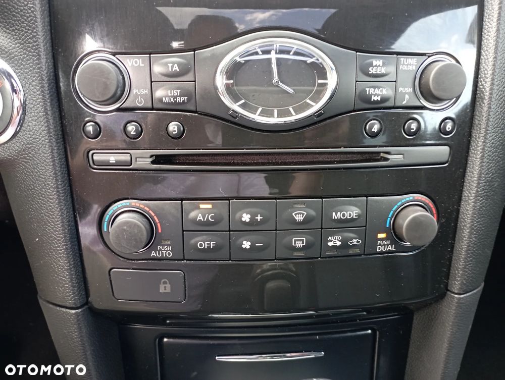 Infiniti QX70 3.7 S Premium EU6 - 17
