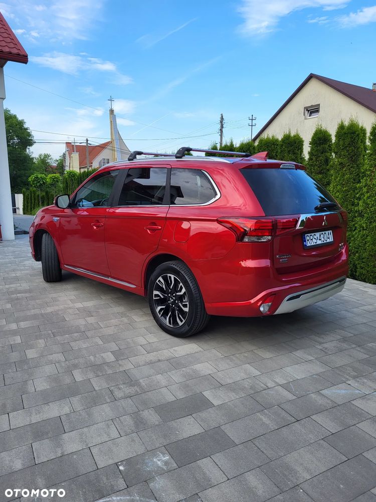 Mitsubishi Outlander 2.0 Instyle Navi CVT - 5