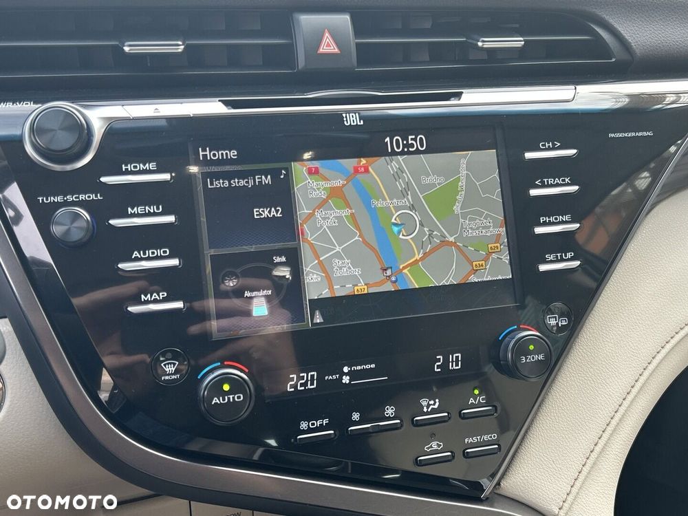 Toyota Camry 2.5 Hybrid Executive CVT - 18