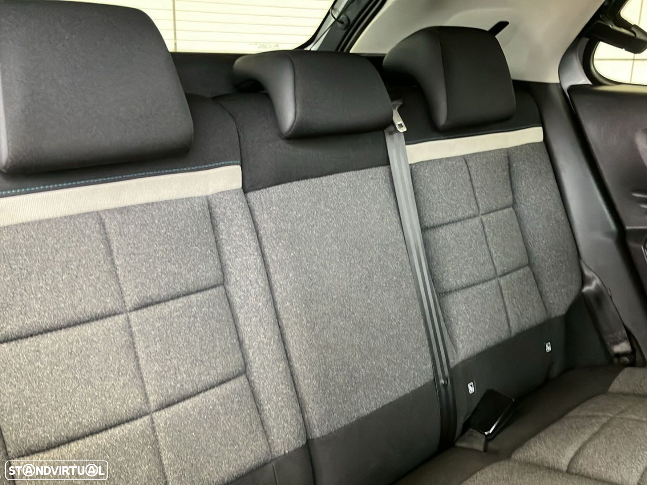 Citroën C4 Cactus 1.5 BlueHDi Shine EAT6 - 23