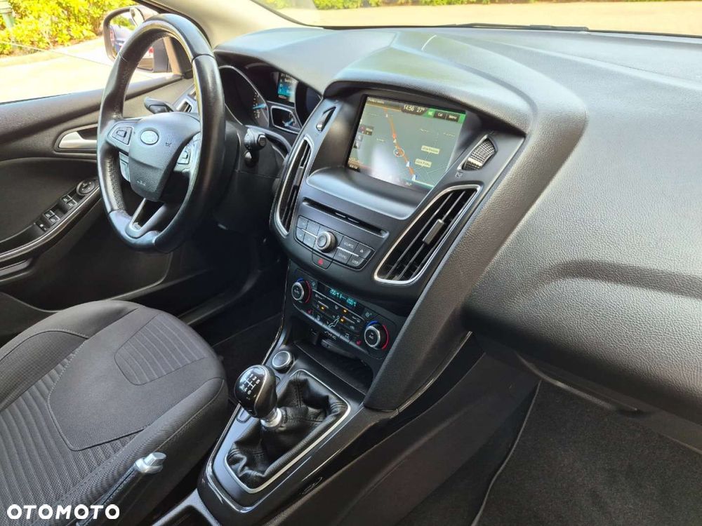 Ford Focus - 12