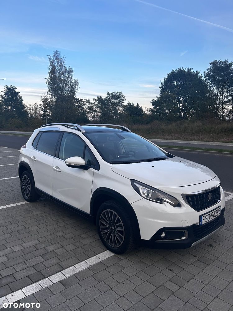 Peugeot 2008 Blue-HDi FAP 100 STOP & START Style - 2