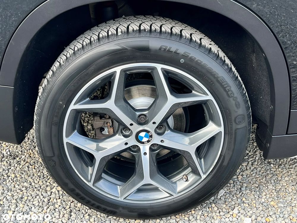 BMW X1 sDrive18d xLine - 24