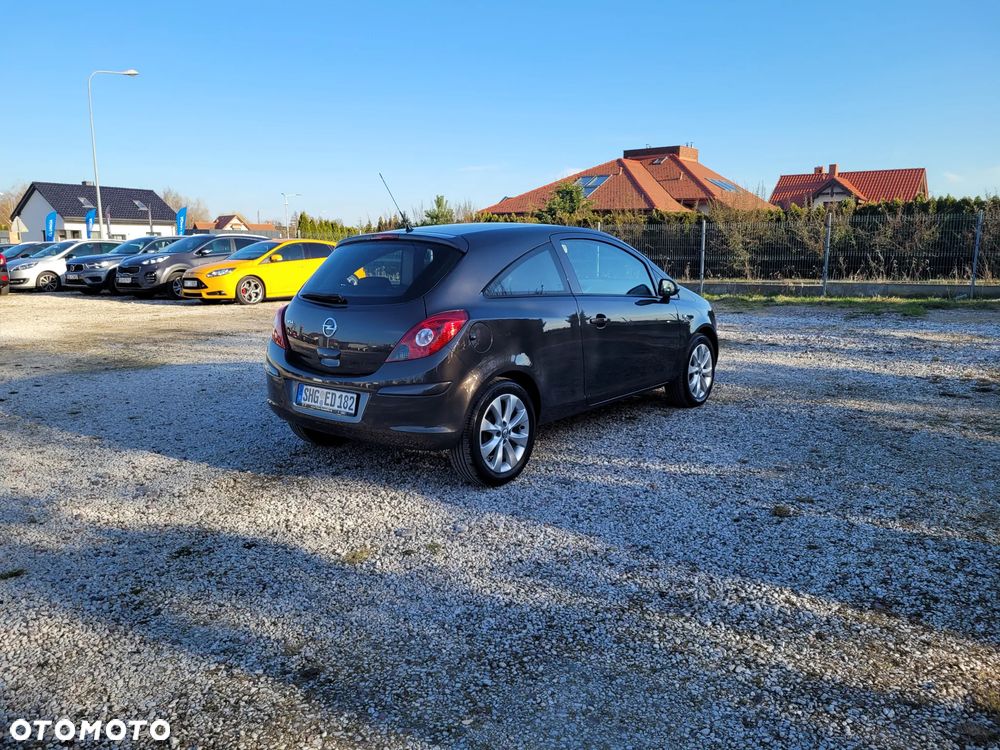 Opel Corsa 1.4 16V Active - 6