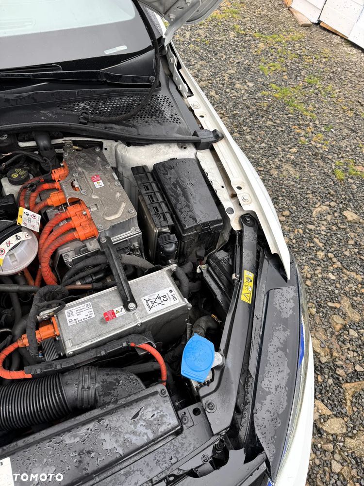 Volkswagen Golf 1.4 GTE Plug-In-Hybrid DSG - 30