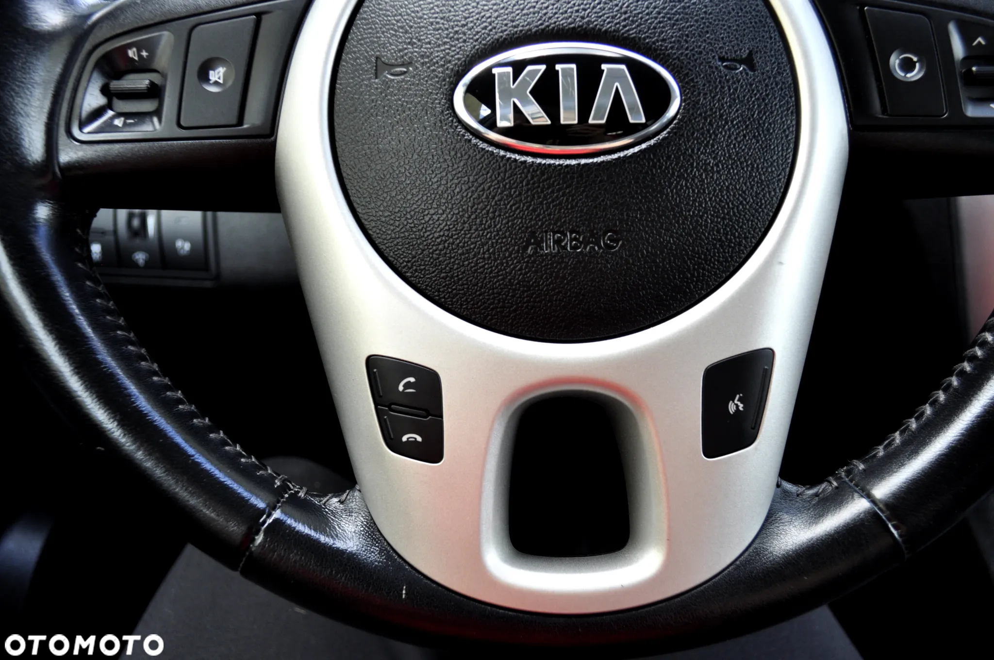 Kia Venga 1.6 CRDi 128 Business Line - 26