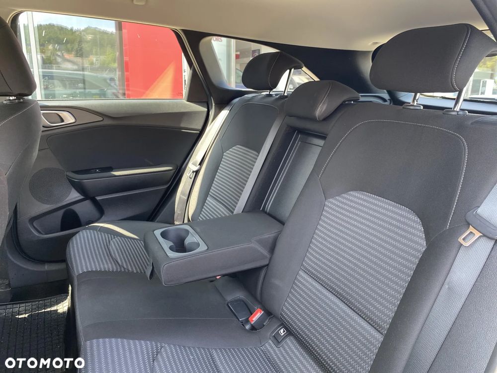 Kia Ceed 1.5 T-GDI M DCT - 15