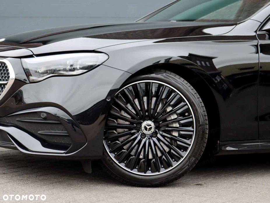 Mercedes-Benz Klasa E 220 d mHEV 4-Matic AMG 9G-Tronic - 14