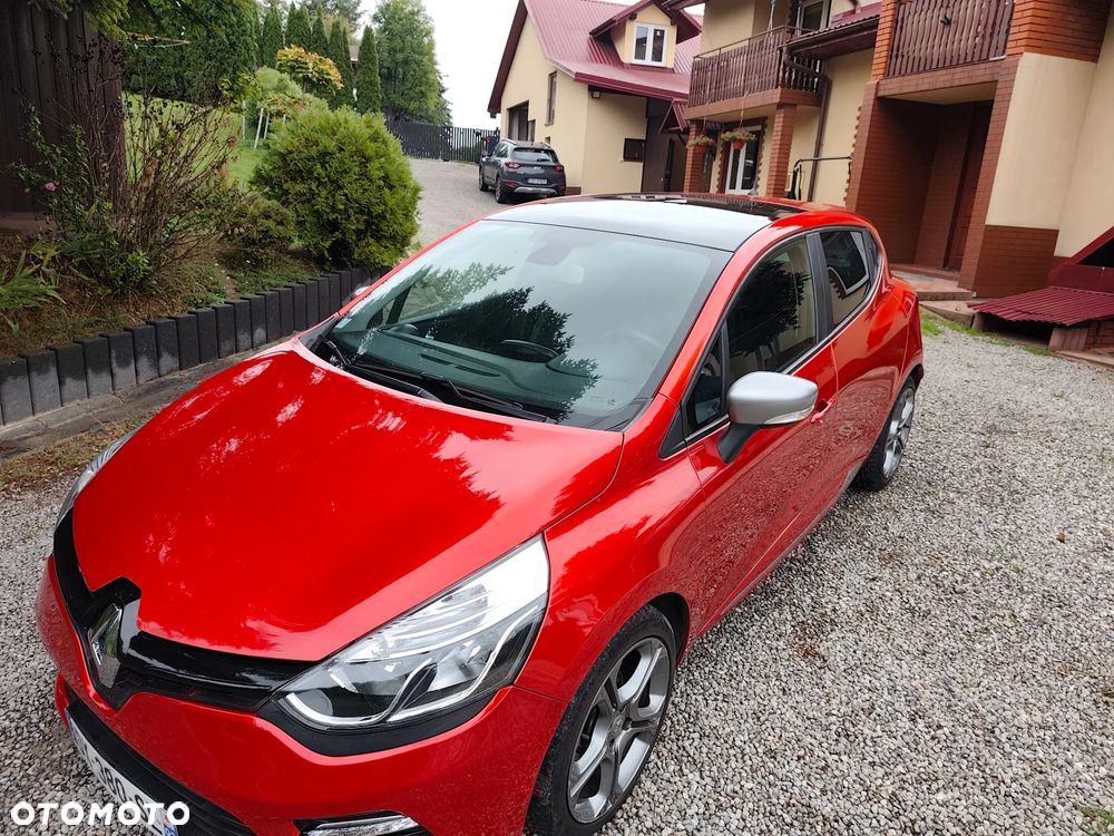 Renault Clio - 12