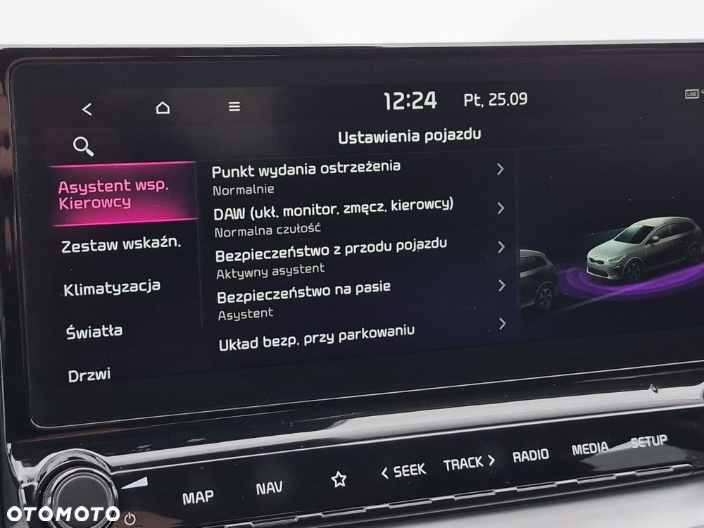 Kia Ceed 1.6 CRDi mHEV L Business Line - 24