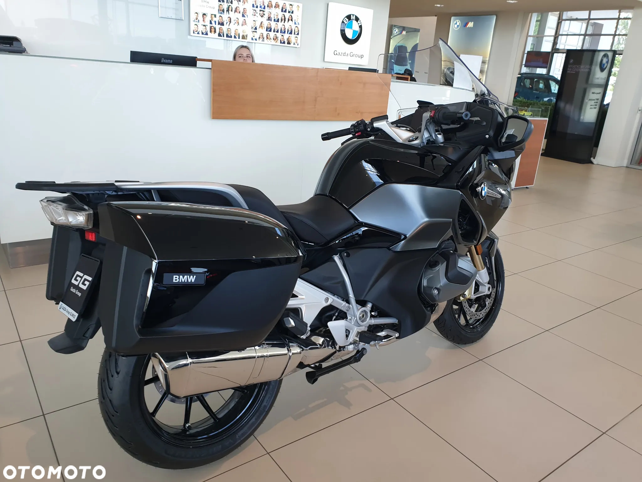 BMW R - 9