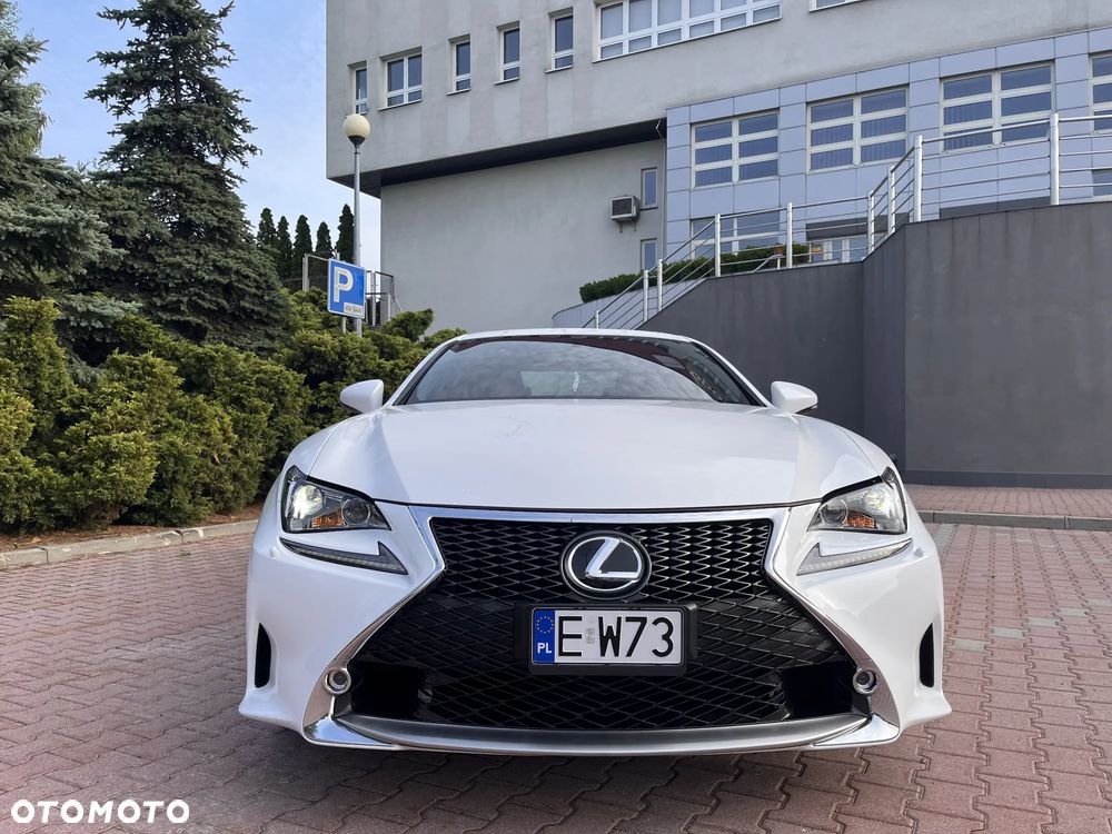 Lexus RC - 23