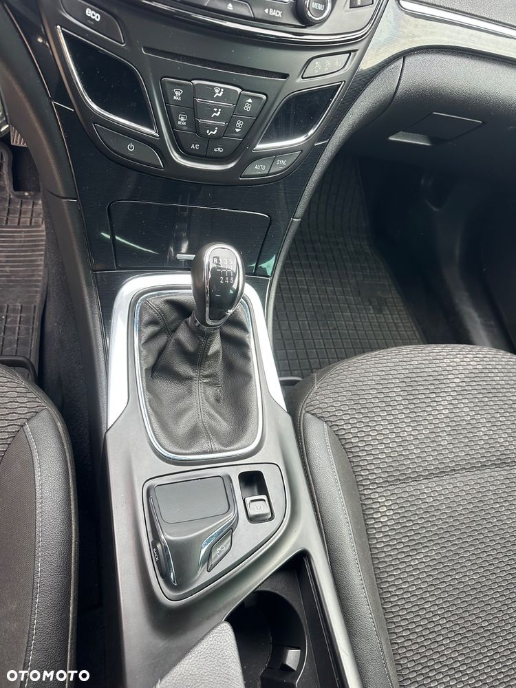 Opel Insignia 2.0 CDTI EcoFLEX S&S - 32