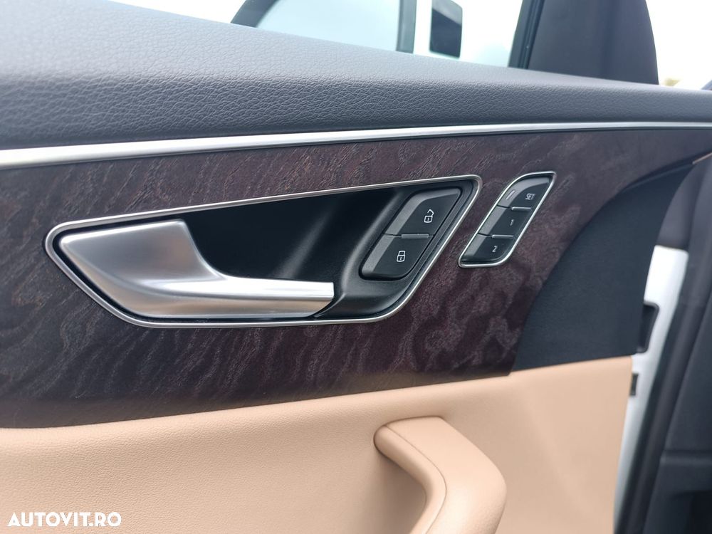 Audi Q8 3.0 55 TFSI quattro Tiptronic MHEV - 23