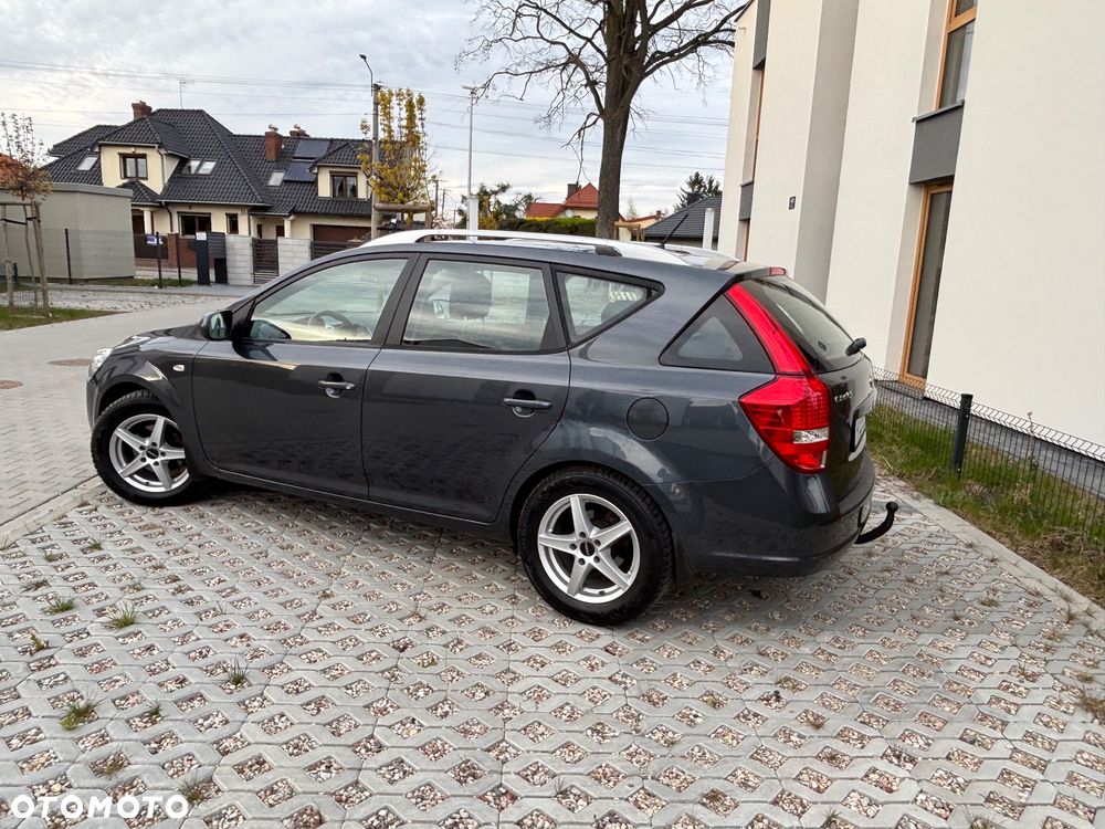 Kia Ceed 1.4 CVVT Spirit - 18