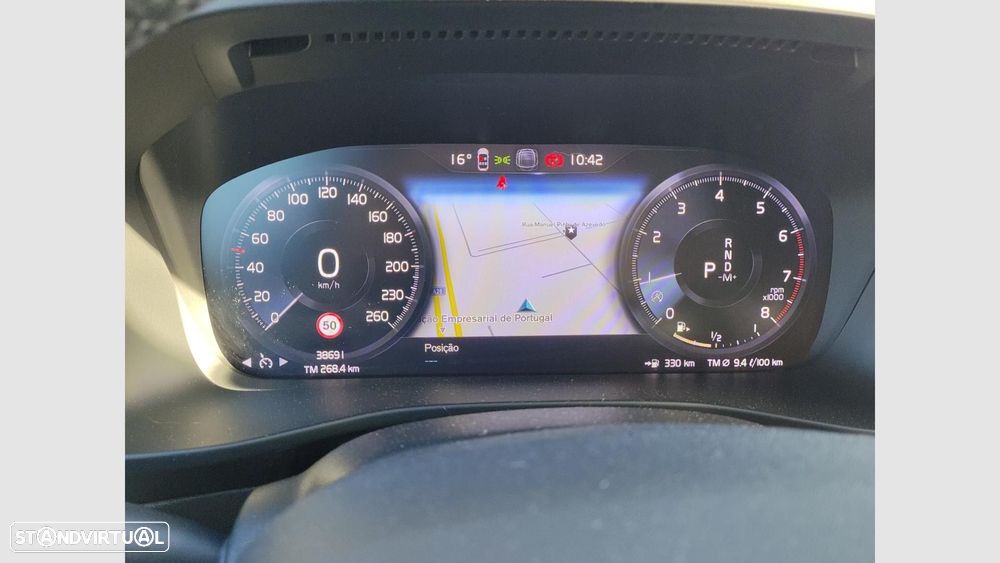 Volvo XC 40 1.5 T2 Plus Dark Auto - 20