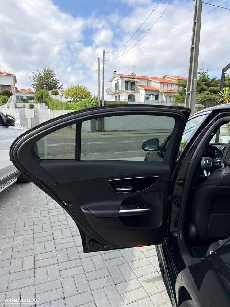 Mercedes-Benz C 300 d AMG Line - 32