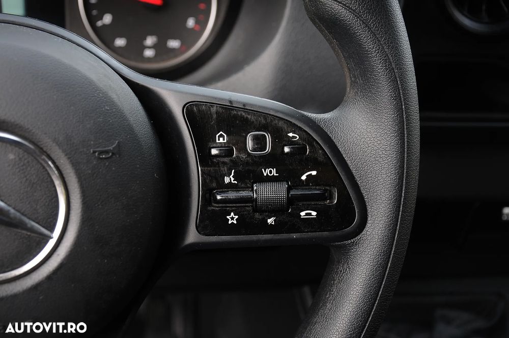 Mercedes-Benz Sprinter 317 CDI 170CP L3H2 RWD 6MT - 13