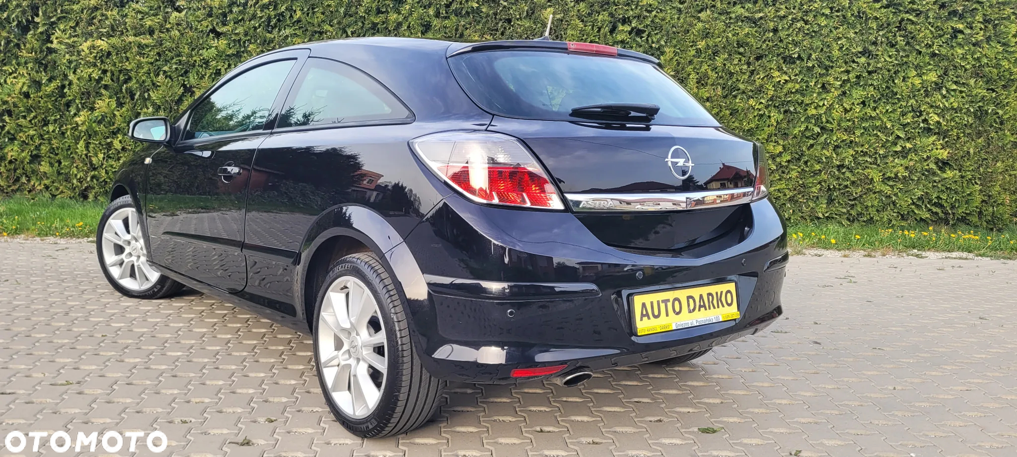 Opel Astra GTC 1.6 - 3
