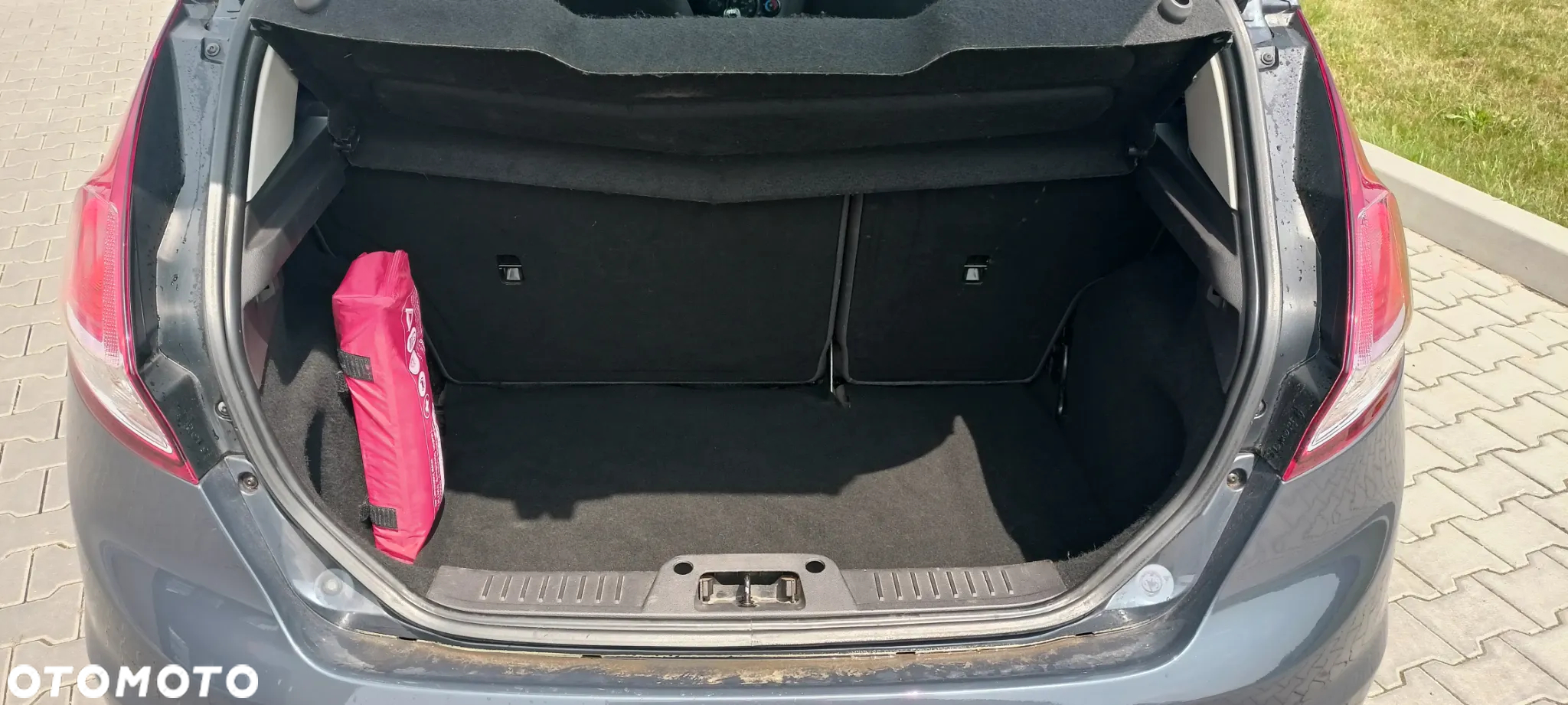 Ford Fiesta 1.25 Ambiente EU5 - 11