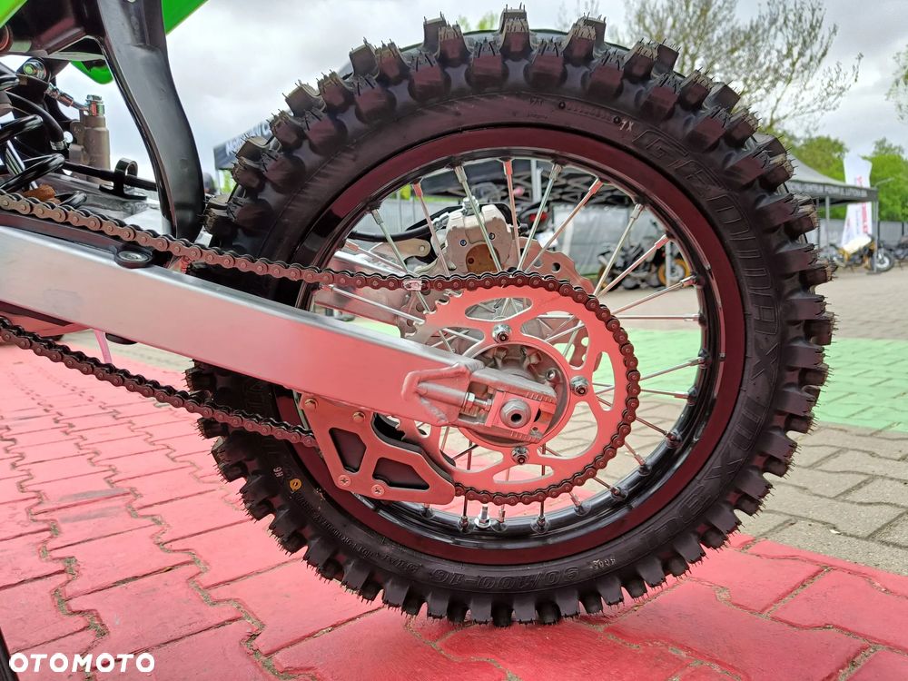 Kawasaki KX - 15