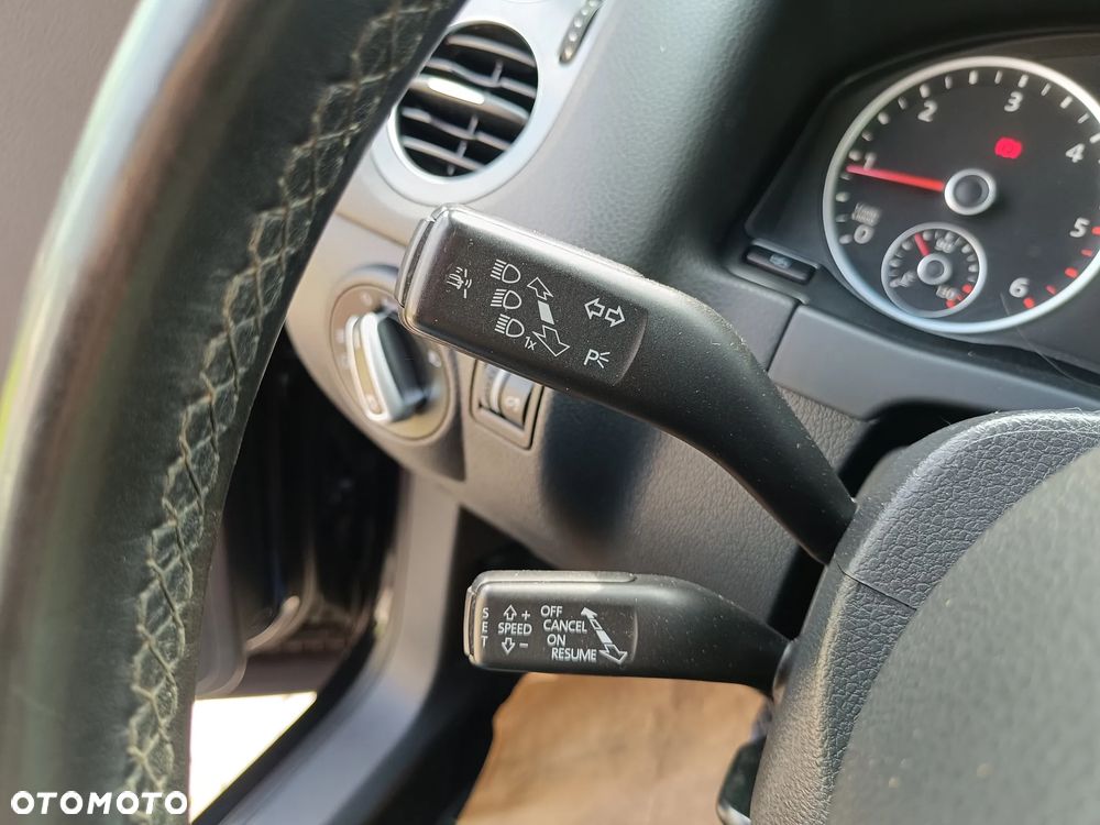 Volkswagen Tiguan 2.0 TDI DPF BlueMotion Technology Sport & Style - 19