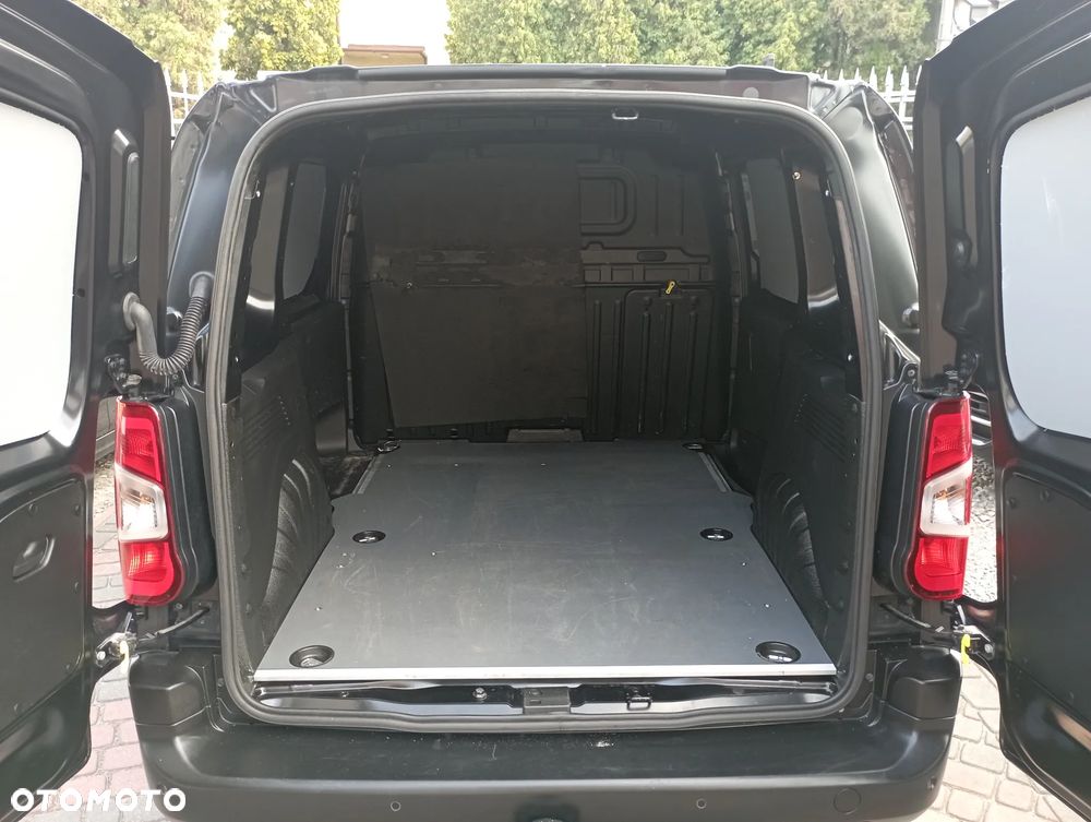 Toyota Proace City - 18