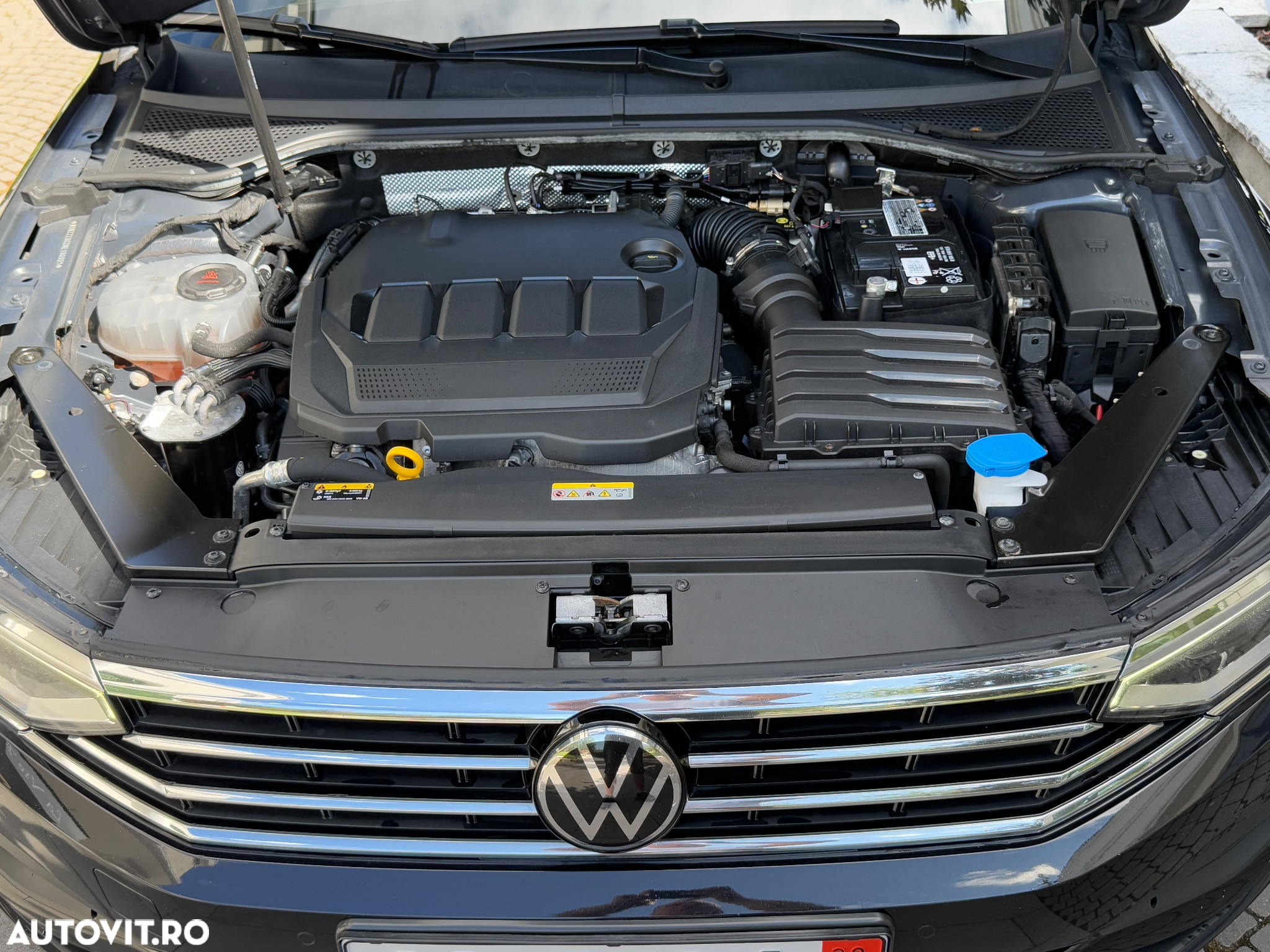 Volkswagen Passat Variant 2.0 TDI DSG Business - 17
