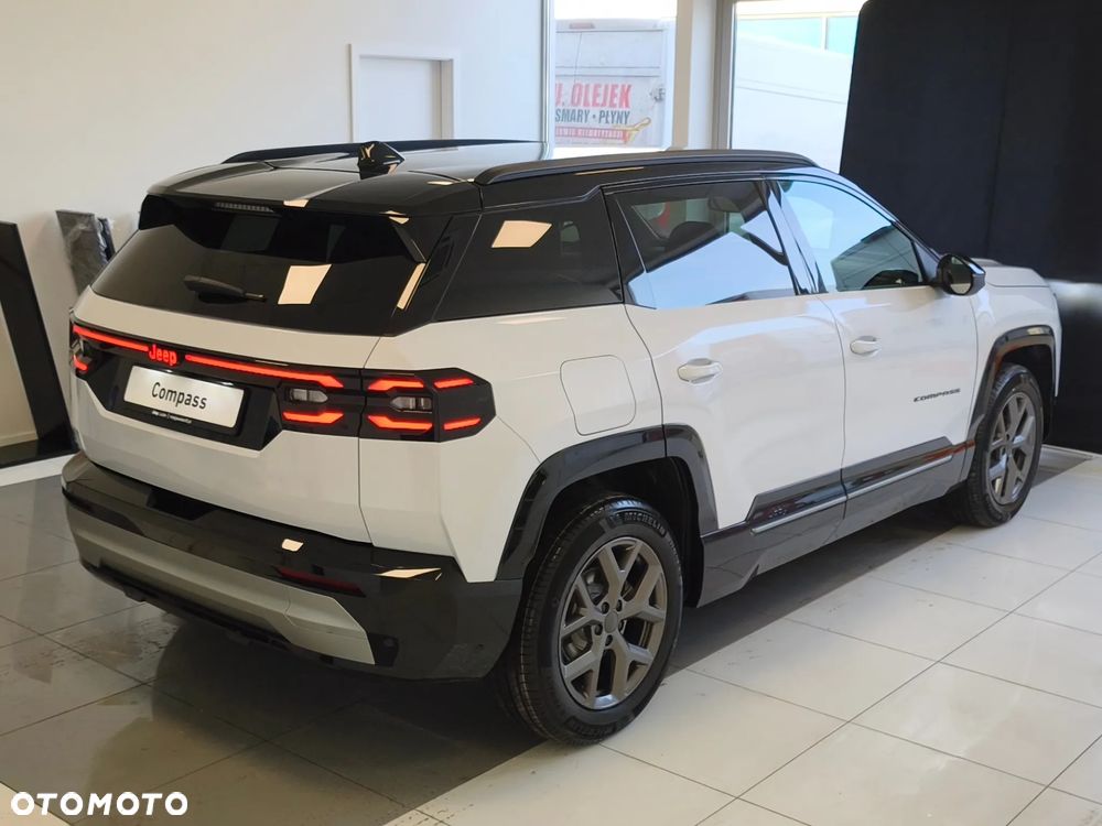 Jeep Compass 1.2 T3 mHEV First Edition FWD DCT - 8