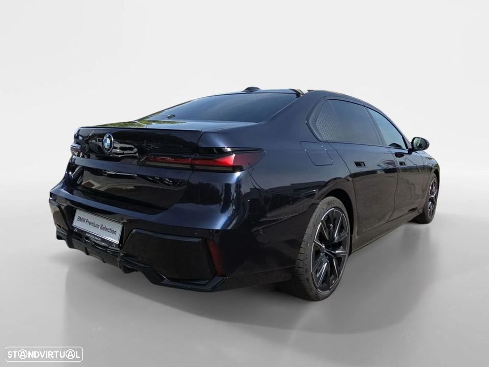 BMW i7 eDrive50 Pack Desportivo M Pro - 6