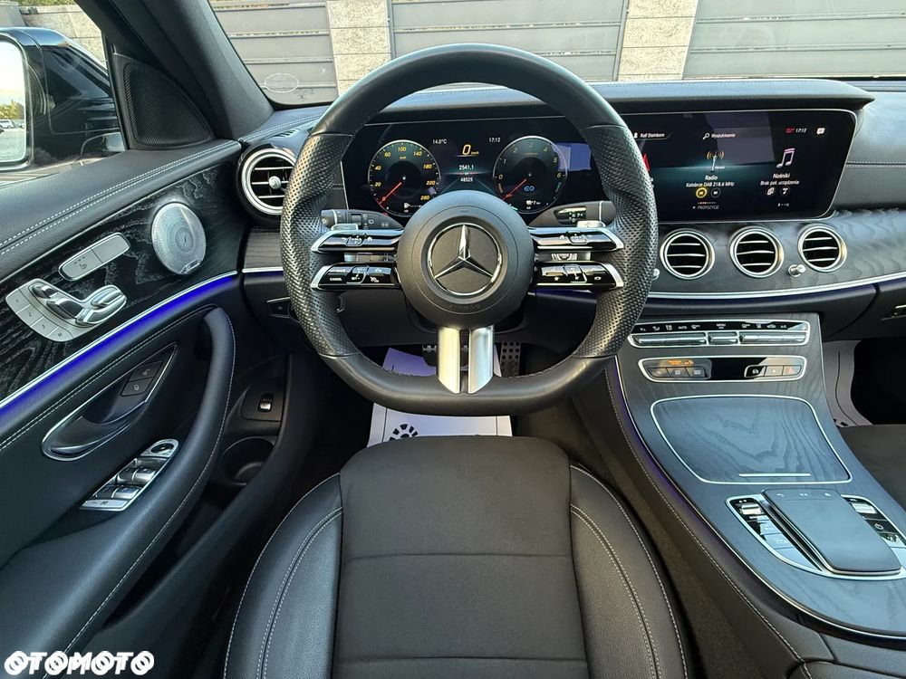 Mercedes-Benz Klasa E 300 de PHEV 4-Matic AMG 9G-Tronic - 39