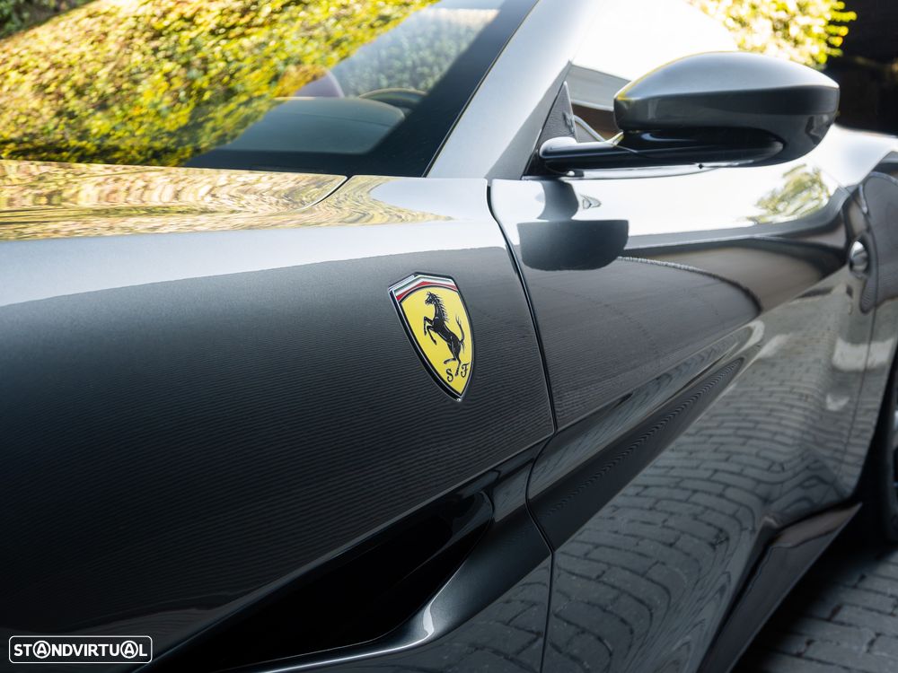 Ferrari Portofino 3.9 Twin-Turbo V8 - 11