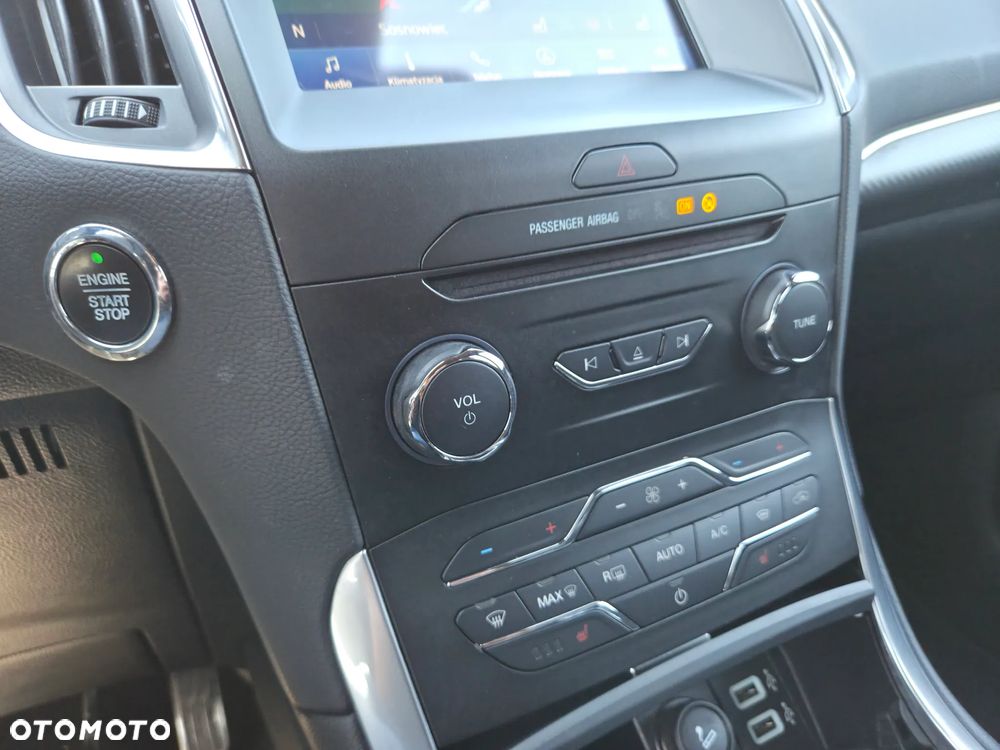 Ford S-Max - 21