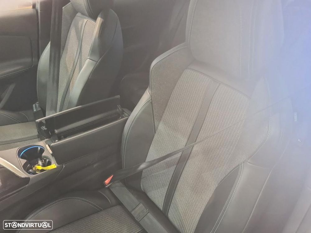 Peugeot 3008 - 5