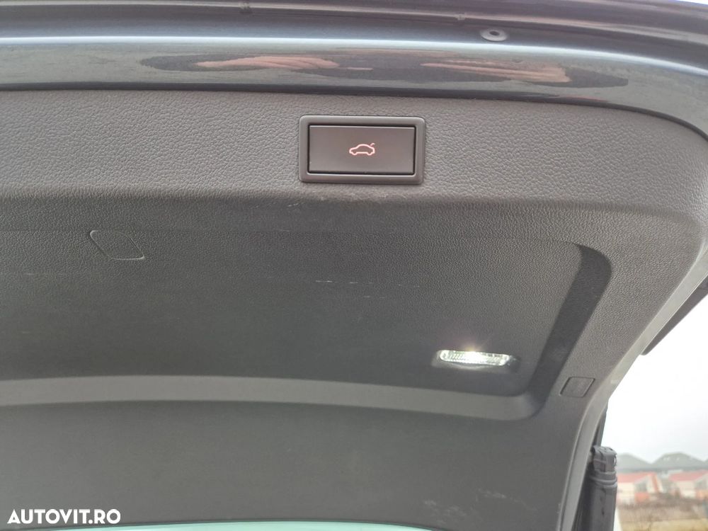 Skoda Superb Combi 1.4 TSI iV DSG Sportline - 28