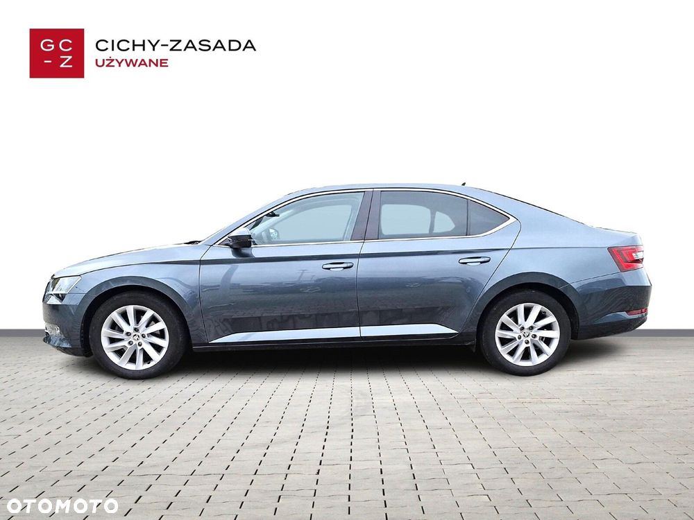 Skoda Superb 2.0 TDI Ambition - 8